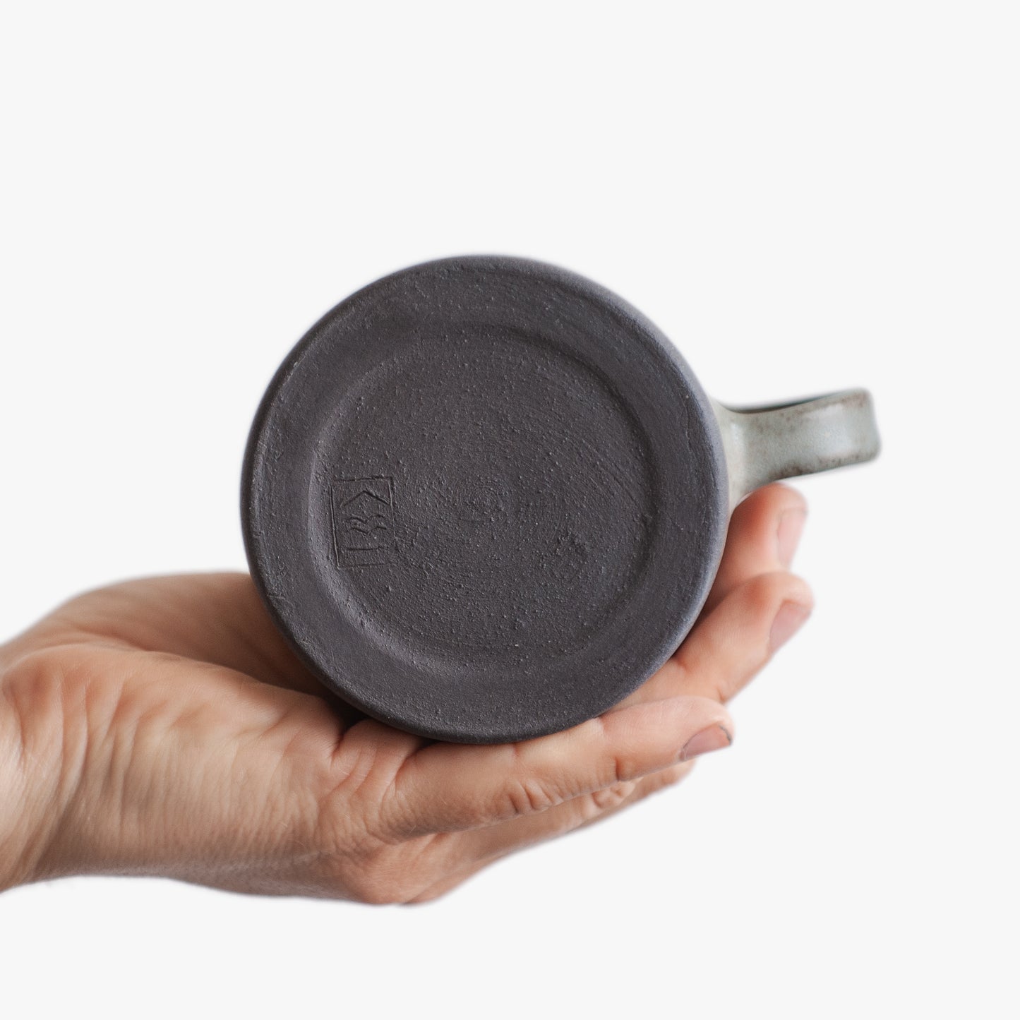 2 x bowls and 2 x 450ml mugs in grey-green
