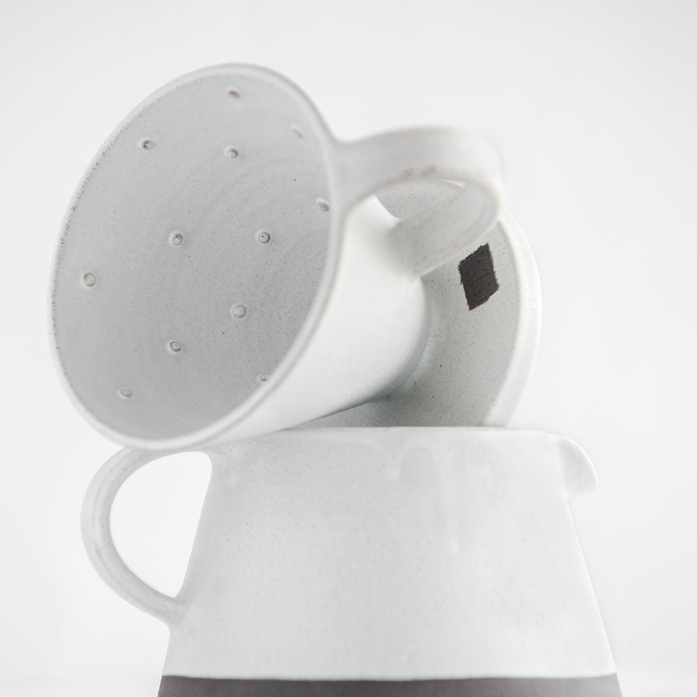 coffee brewing set in snow white and black