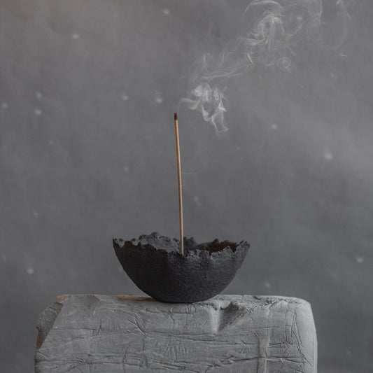 INCENSE HOLDER BOWL in total black, wabi-sabi, minimal style for a modern interior, handmade ceramics