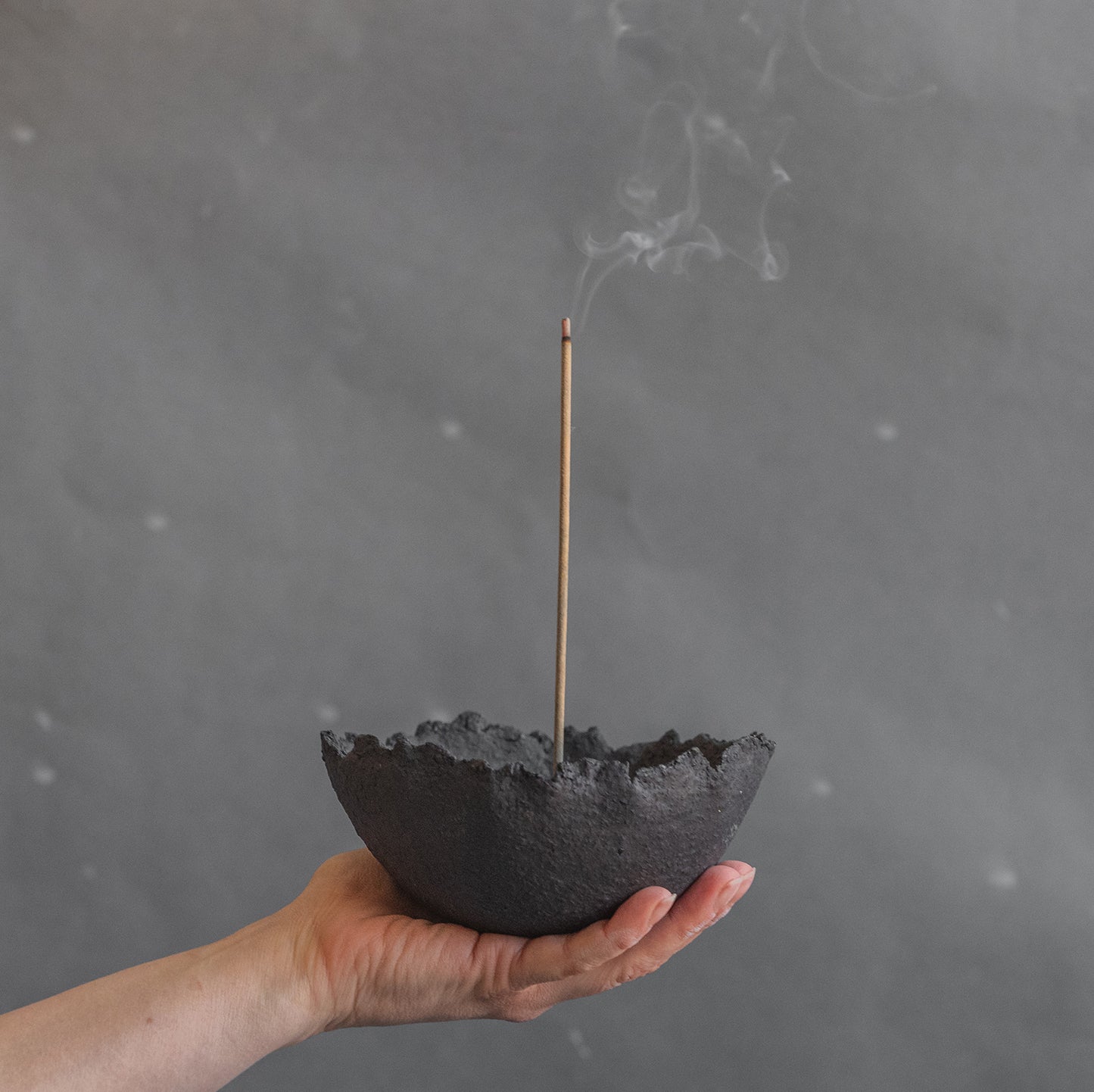 INCENSE HOLDER BOWL in total black, wabi-sabi, minimal style for a modern interior, handmade ceramics