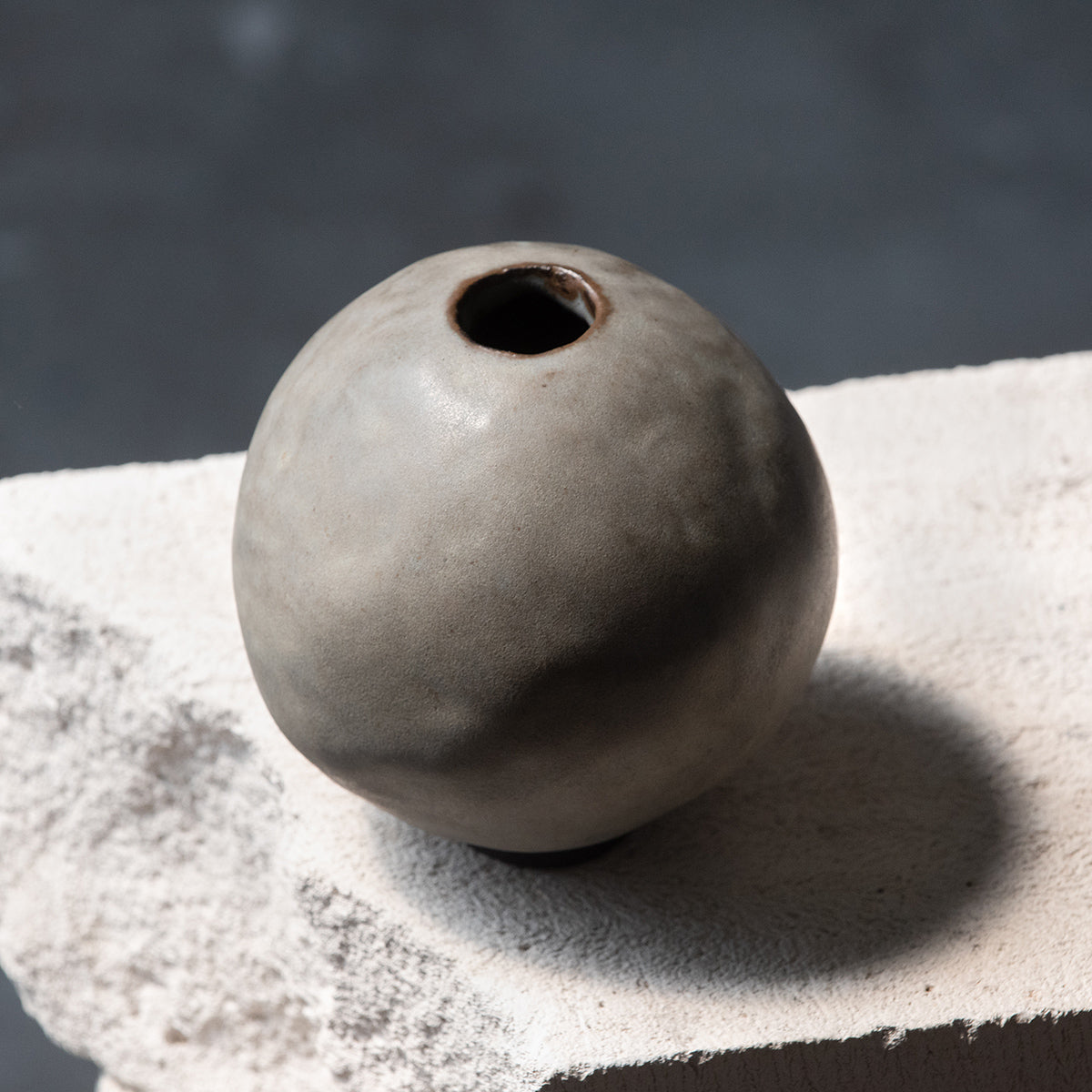 Gray Ceramic Wabi Sabi Vase, Minimal Vase, Handmade Ceramic Vase, Ceramic Vase for Flowers, Modern Ceramic Vase, Home Decoration Object