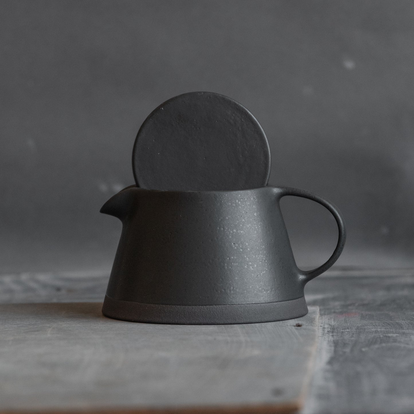 coffee brewing set in total black