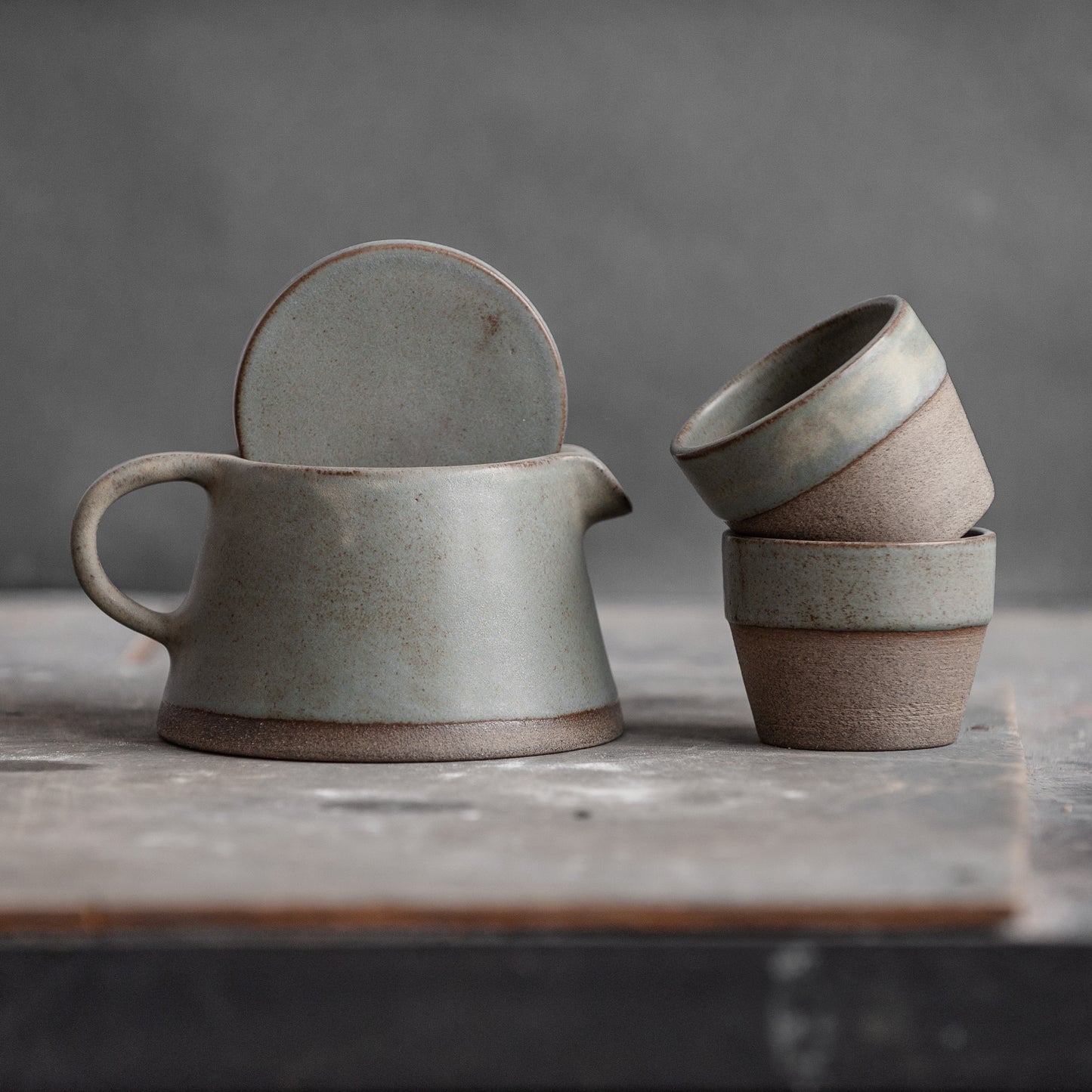 coffee brewing set in grey-blue